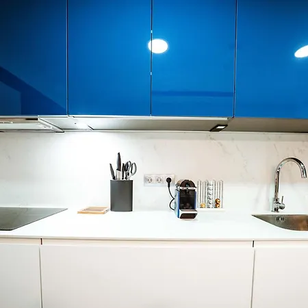 Apartment Modern 3-bedroom Haven In Almendros San Pedro *