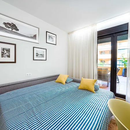 Modern 3-bedroom Haven In Almendros San Pedro Apartment